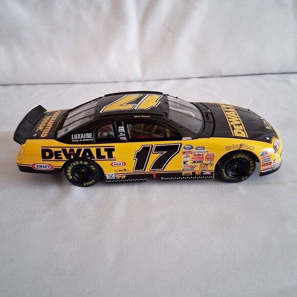 1999 Matt Kenseth #17 Dewalt Tools Monte Carlo 1 of 2,500 1:24 Diecast Car Bank - Picture 5 of 10